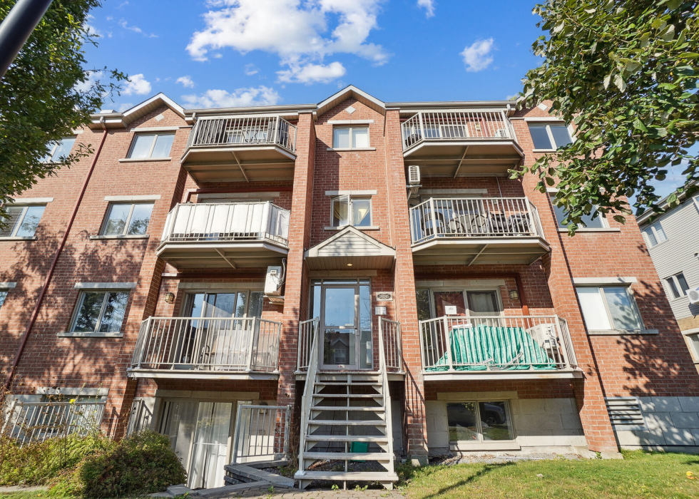 Condo – 16245 Rue Eugénie-Tessier, app. 301, Montréal