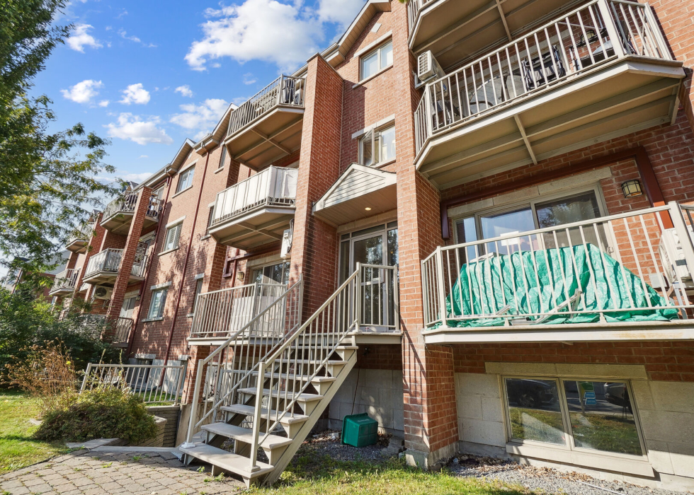 Condo – 16245 Rue Eugénie-Tessier, app. 301, Montréal