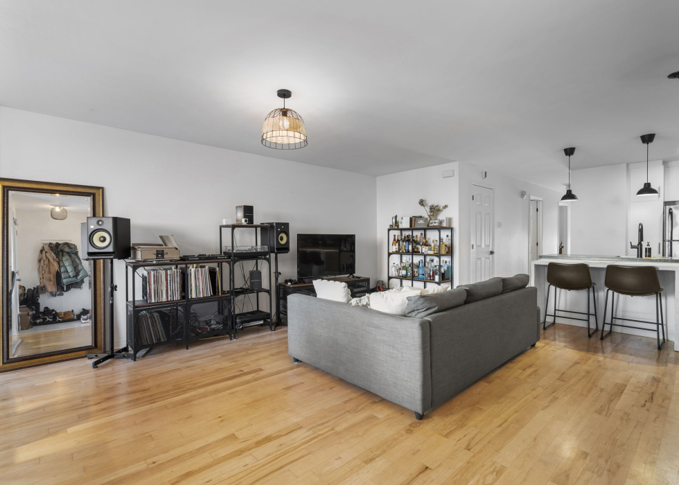 Condo – 4476 Av. de l’Hôtel-de-Ville, Montréal