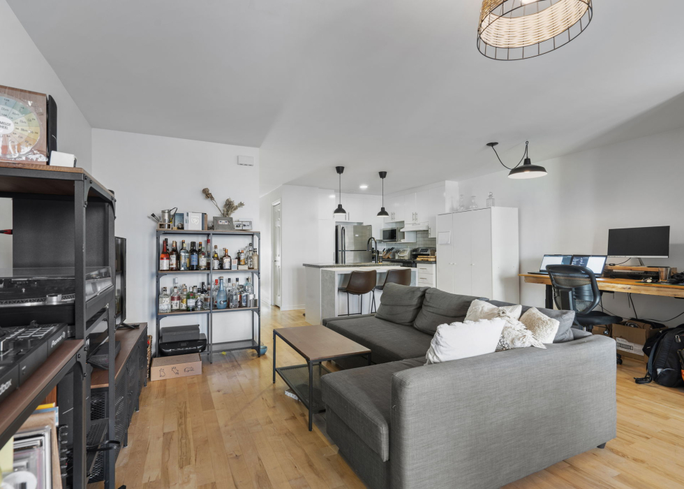 Condo – 4476 Av. de l’Hôtel-de-Ville, Montréal