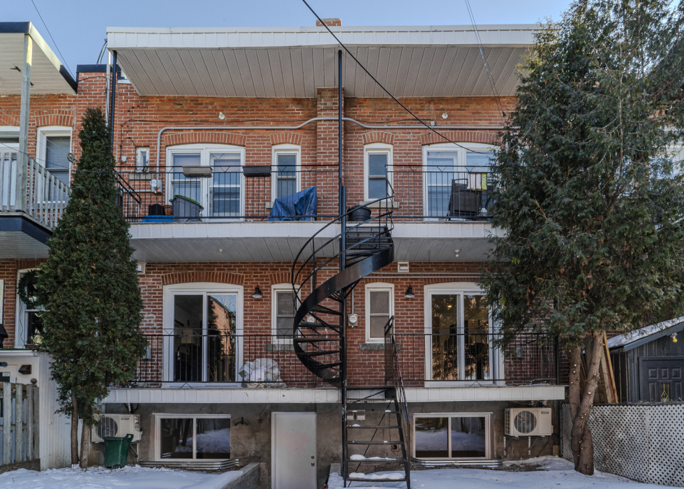 Condo - 2009 Rue St-Zotique E., Montréal