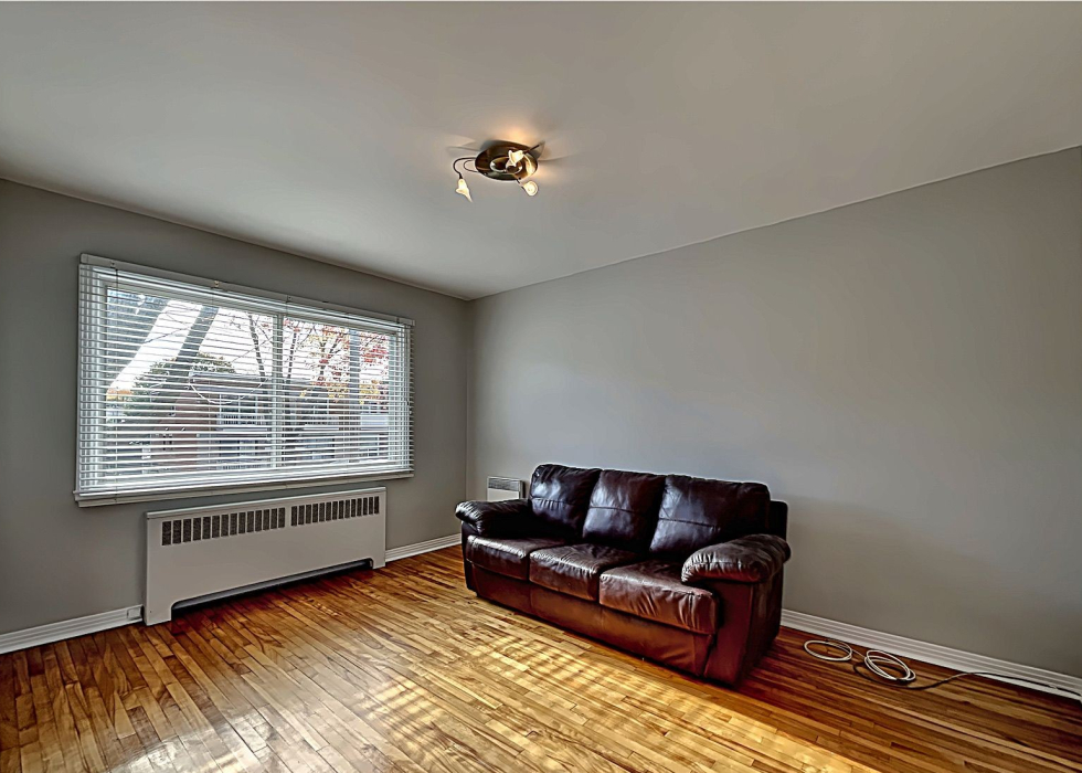 Triplex - 10375 Rue André-Jobin, Montréal