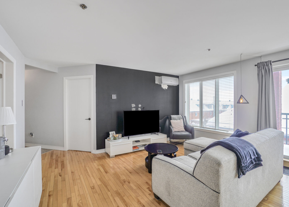 Condo - 2900 Rue du Trianon, app. 303, Montréal