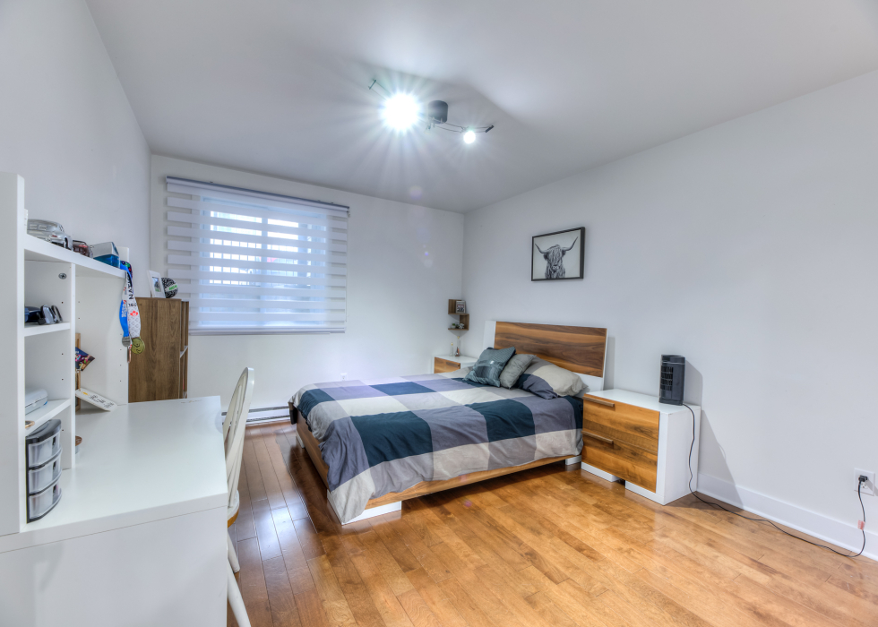 Condo - 2584 Rue Sicard, Montréal