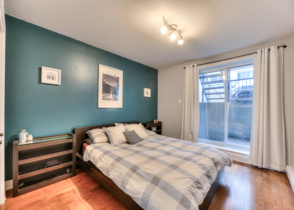 Condo - 2584 Rue Sicard, Montréal
