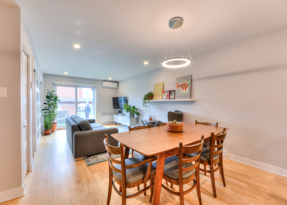 Condo - 2489 Rue Tillemont, app. 202, Montréal