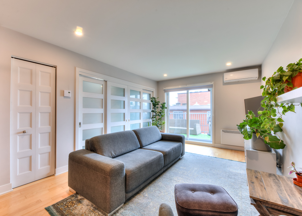 Condo - 2489 Rue Tillemont, app. 202, Montréal