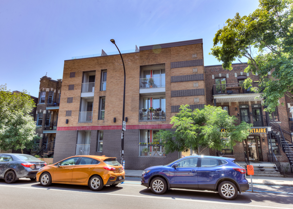 8042, Rue Saint-Denis, app. 205, Montréal