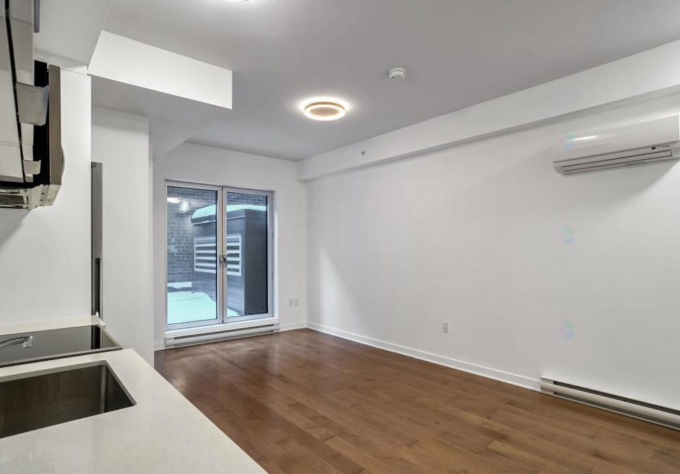 2100, boulevard Saint-Laurent, app. 205, Montréal (Ville-Marie)