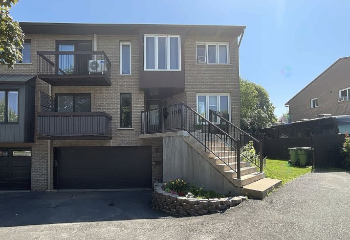 979–983 Rue Cayer, Saint-Jean-Sur-Richelieu