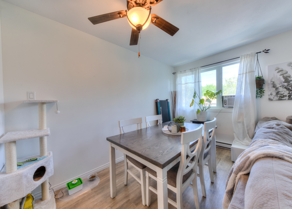 979–983 Rue Cayer, Saint-Jean-Sur-Richelieu