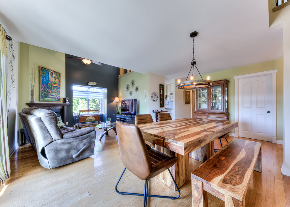 1424, Rue des Hirondelles, Longueuil