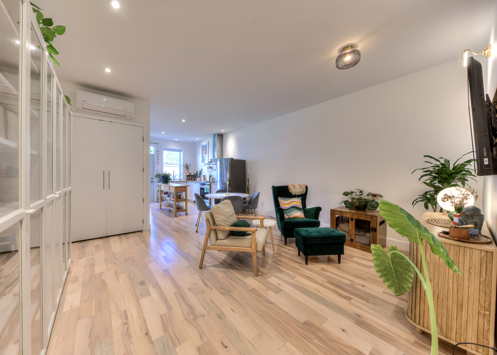 7817, Rue Saint-Dominique, Montréal