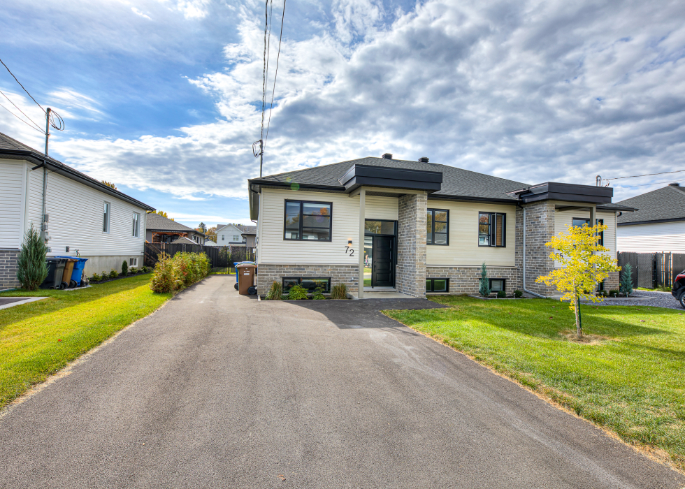 72, Rue du Cardinal, Bedford - Ville