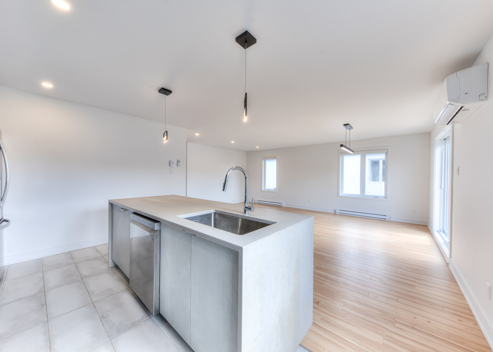 72, Rue du Cardinal, Bedford - Ville