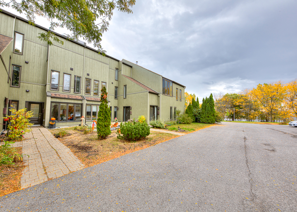 4136, Rue de la Seine, Laval
