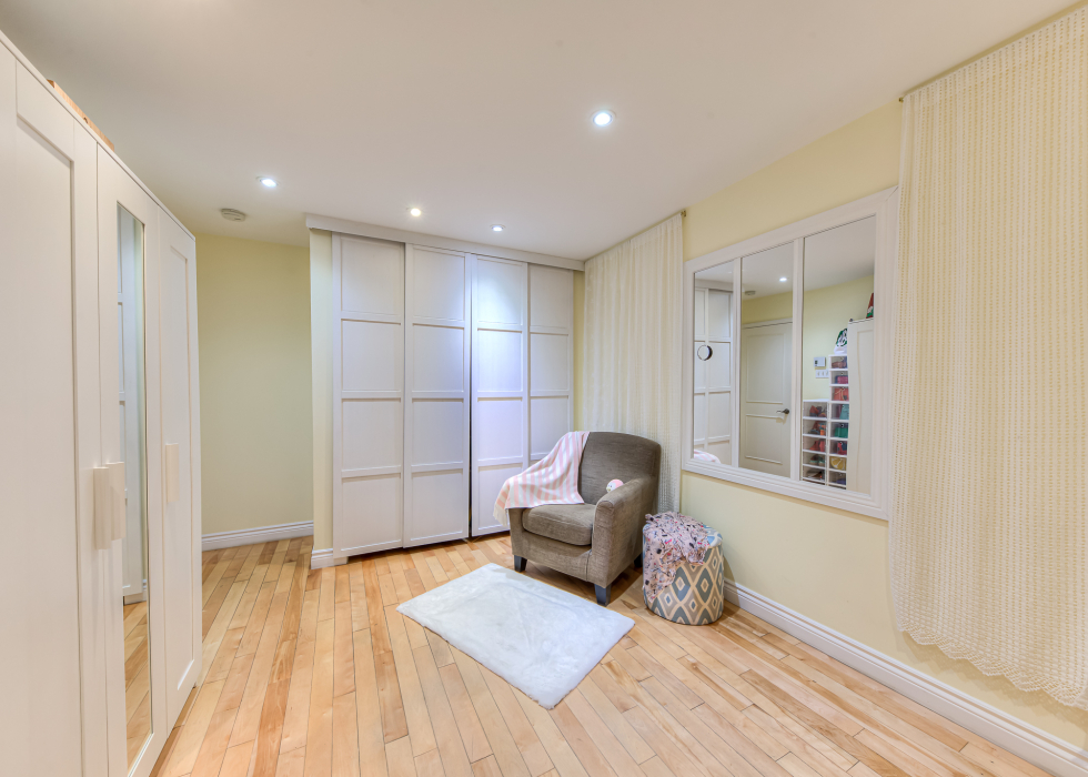 4136, Rue de la Seine, Laval