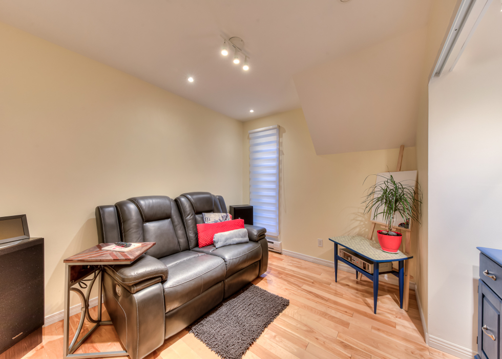 4136, Rue de la Seine, Laval