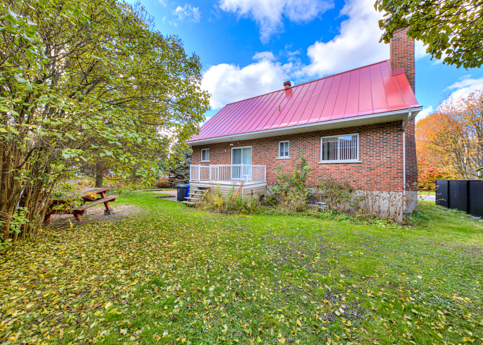 3805, Rue de l'Université, Longueuil (Saint-Hubert)