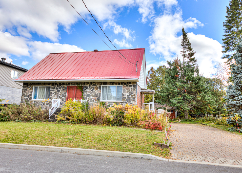 3805, Rue de l'Université, Longueuil (Saint-Hubert)