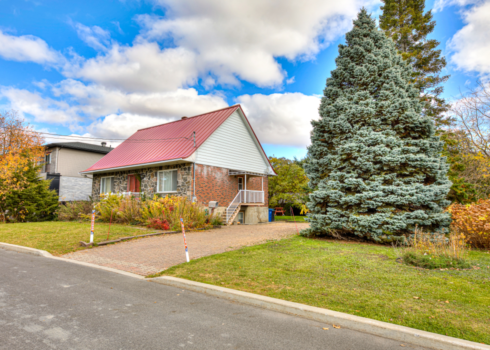 3805, Rue de l'Université, Longueuil (Saint-Hubert)