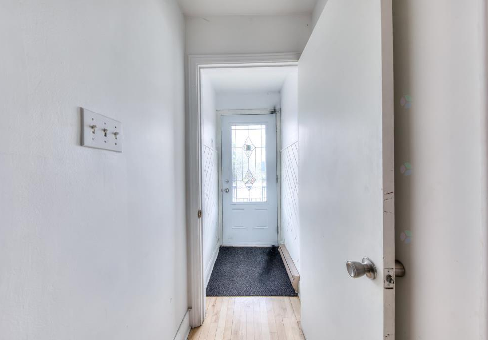 2351, Rue Dickson, Montréal