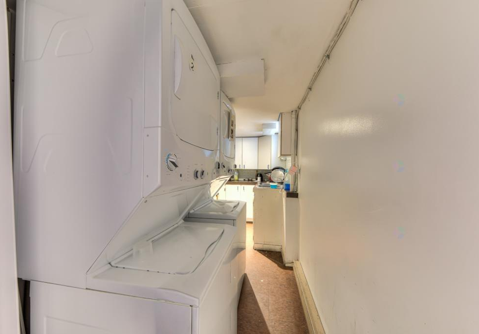 2351, Rue Dickson, Montréal