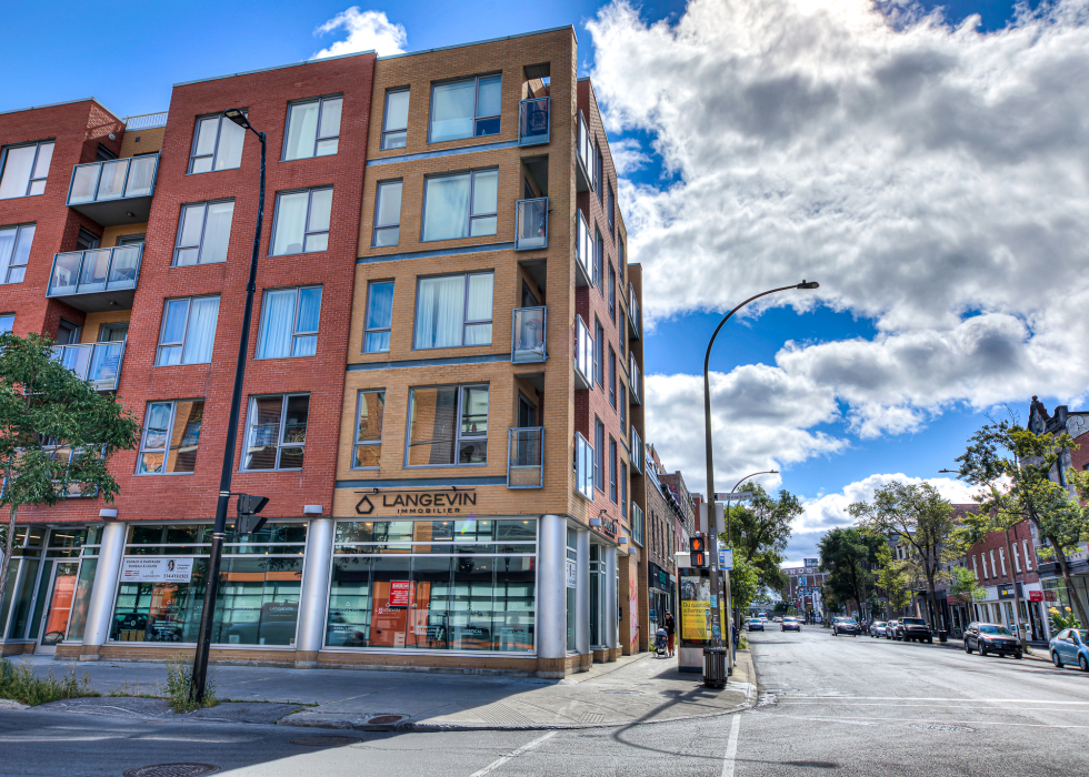 Bureau - 6417 Boul. St-Laurent, Montréal