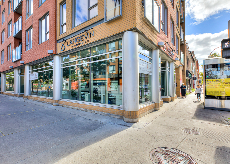 Bureau - 6417 Boul. St-Laurent, Montréal