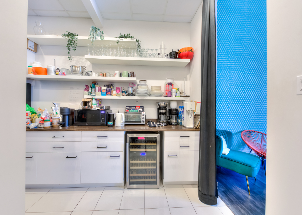 Bureau - 6417 Boul. St-Laurent, Montréal