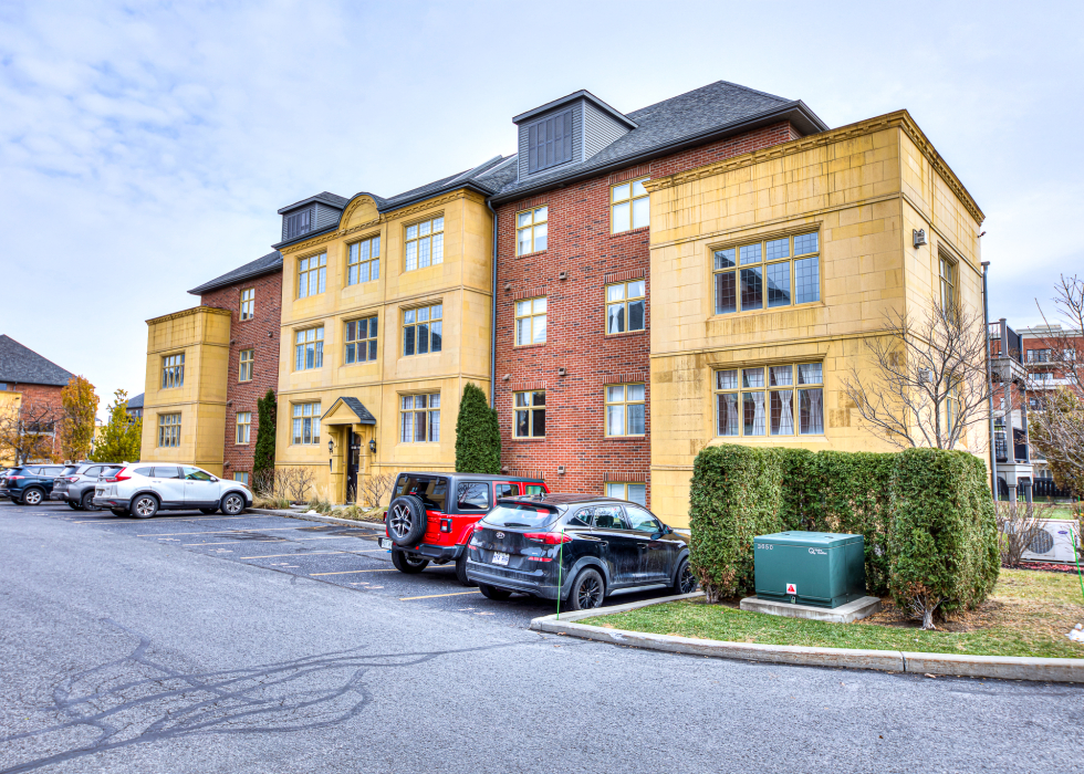 6145, Rue de Lusa, app. 7, Brossard