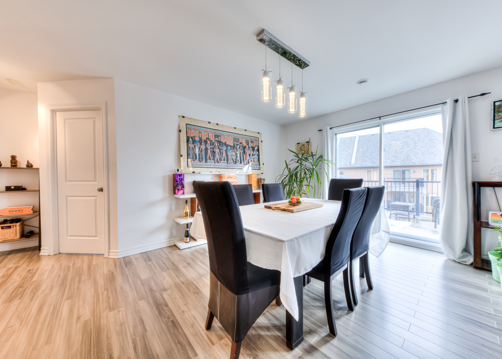 6145, Rue de Lusa, app. 7, Brossard