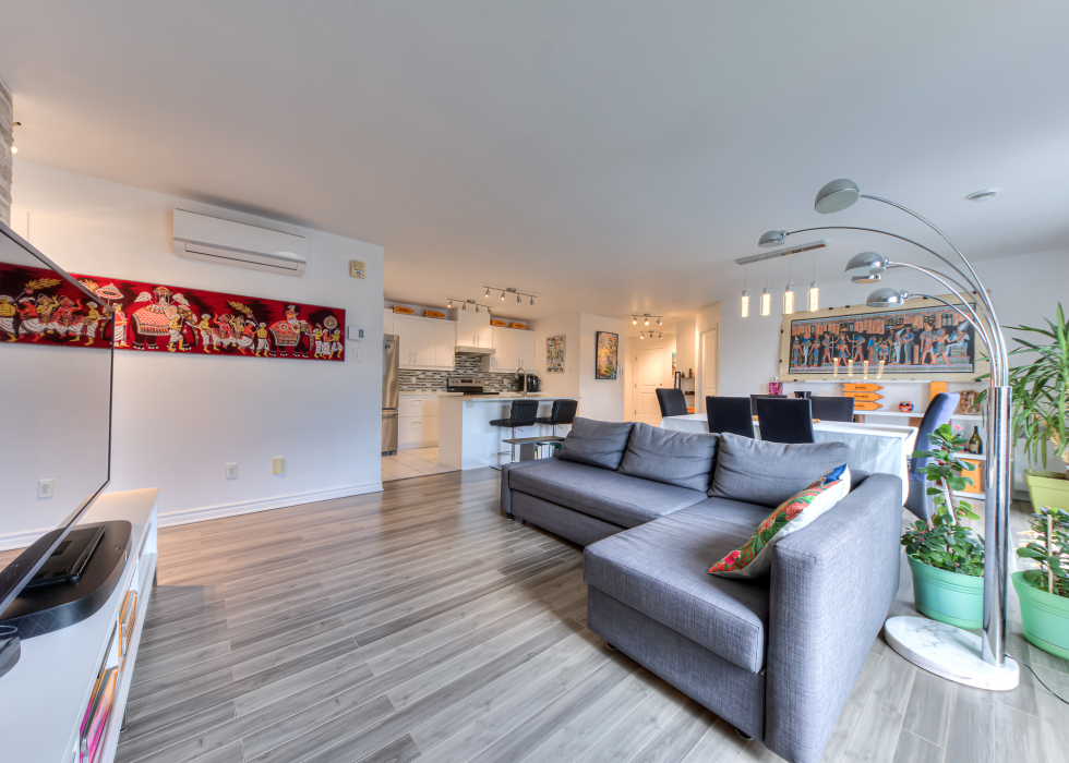 6145, Rue de Lusa, app. 7, Brossard