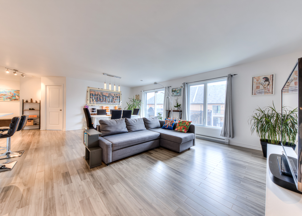 6145, Rue de Lusa, app. 7, Brossard