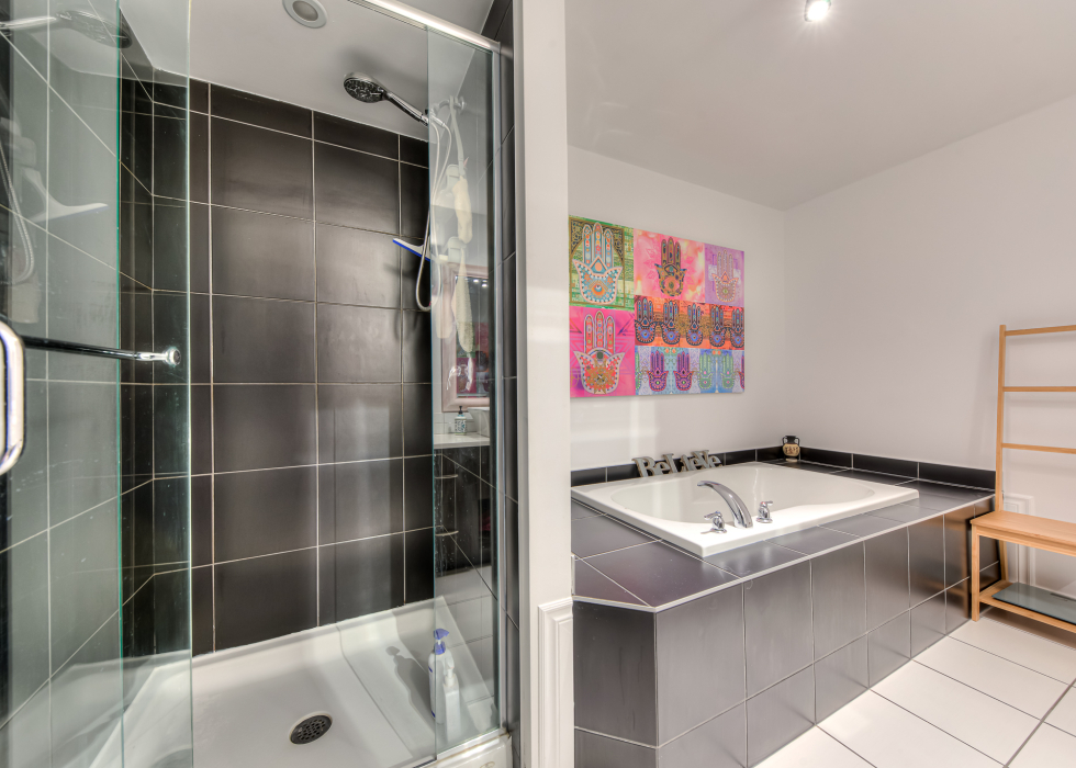 6145, Rue de Lusa, app. 7, Brossard