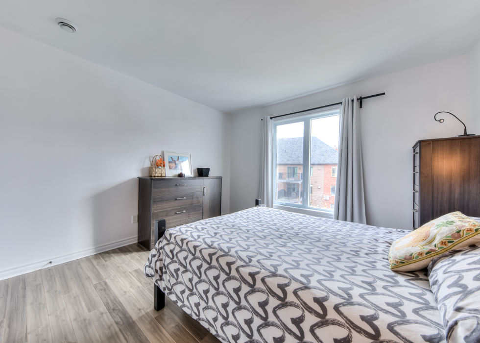 6145, Rue de Lusa, app. 7, Brossard