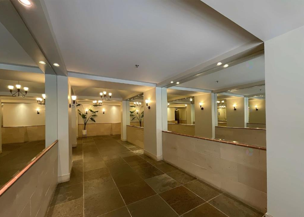 5099, Rue Jeanne-Mance, app. 200, Montréal