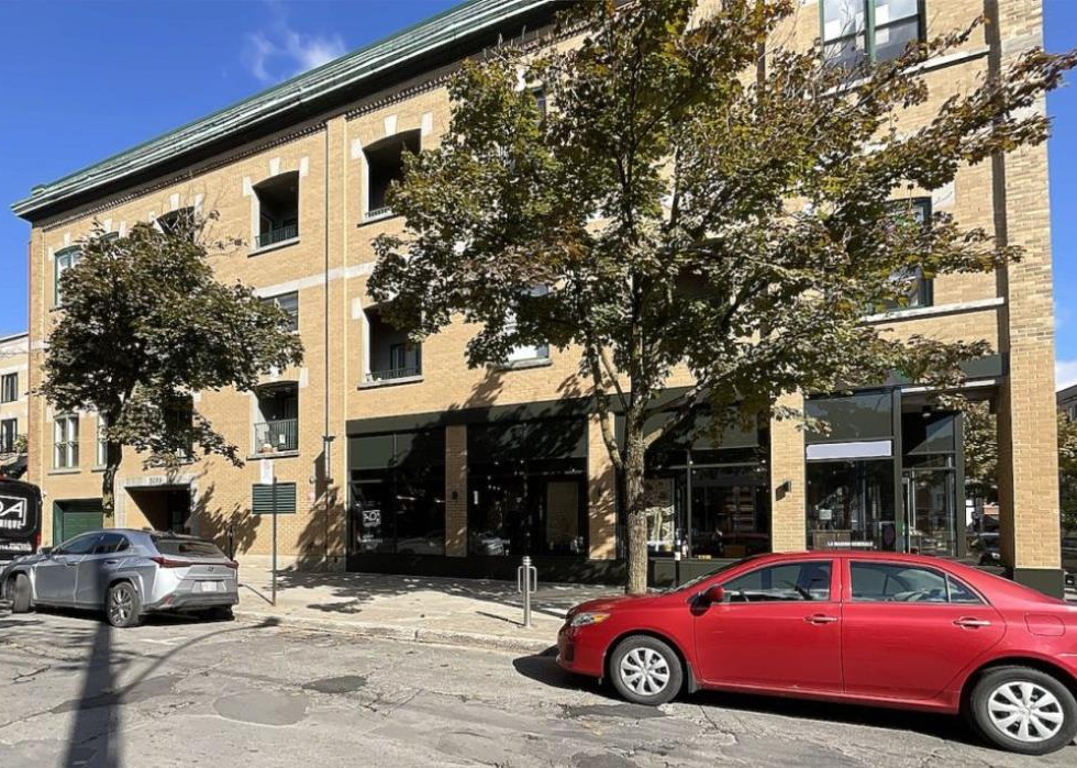 5099, Rue Jeanne-Mance, app. 200, Montréal