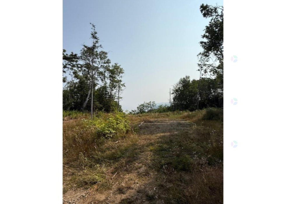 O, Route 132 Ouest, Grosses-Roches