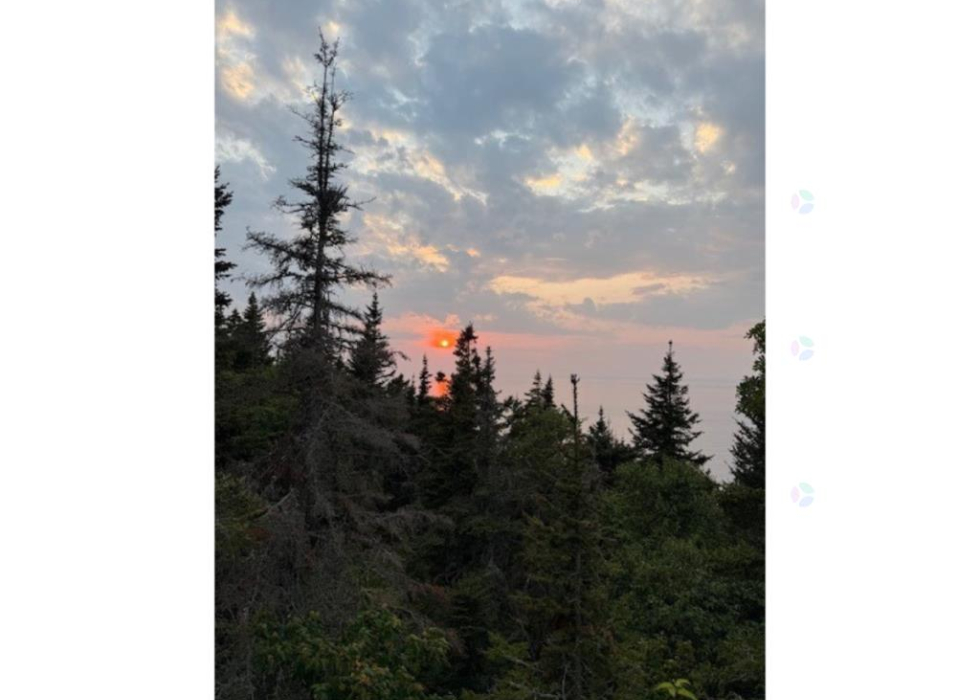 0Z, Route 132 Ouest, Grosses-Roches