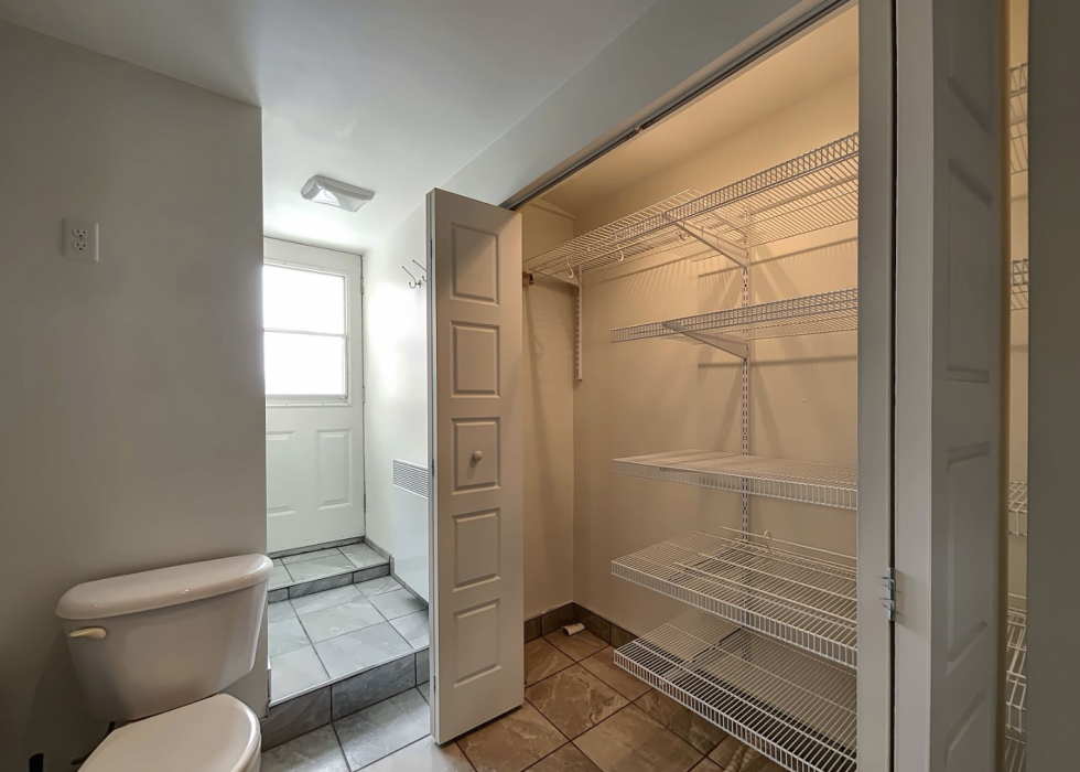 1564, boulevard Gouin Ouest, Montréal