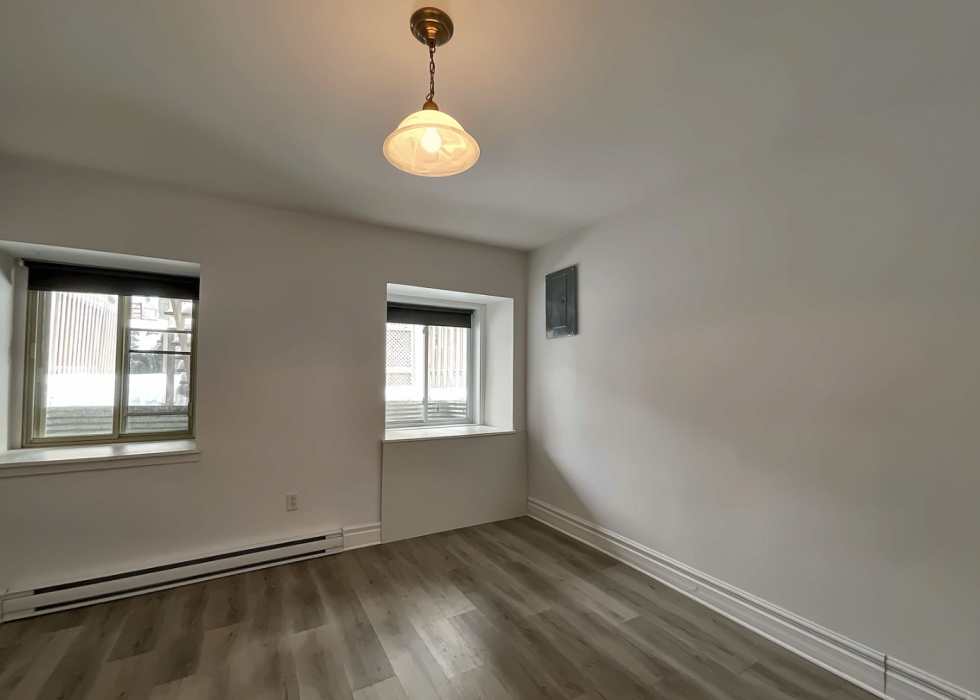 1564, boulevard Gouin Ouest, Montréal