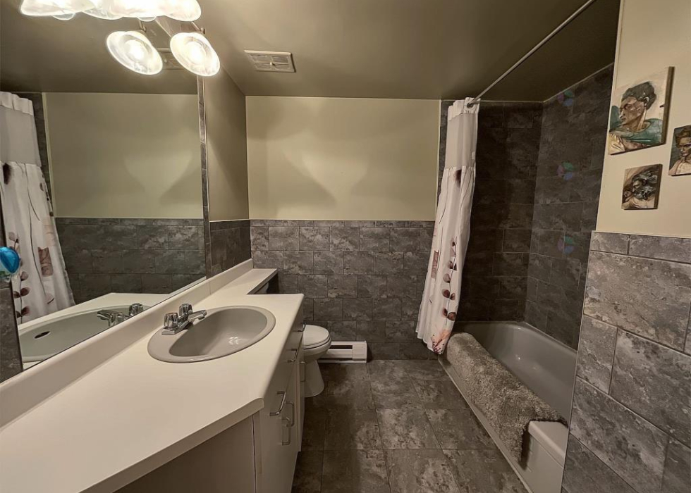 7100, Rue Simone-Dénéchaud, app. 1, Montréal