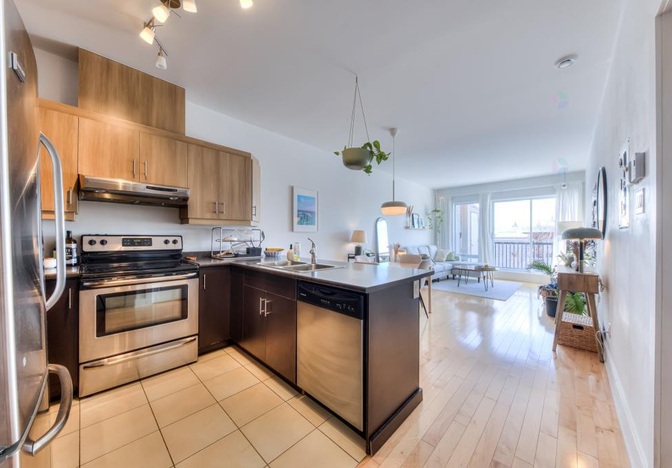 7900, Rue Saint-Hubert, app. 301, Montréal