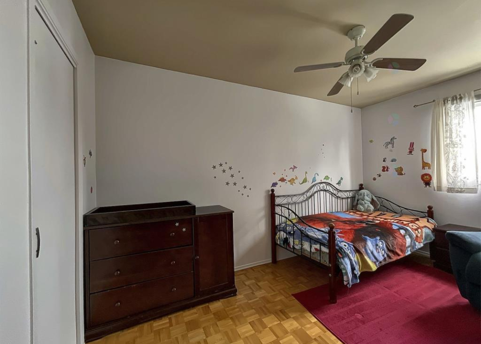 5325, Rue Bernier, Longueuil (Saint-Hubert)