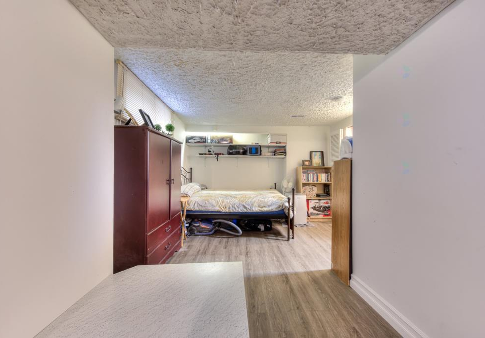 5325, Rue Bernier, Longueuil (Saint-Hubert)