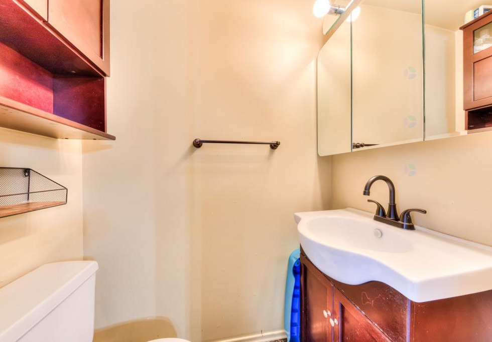 5325, Rue Bernier, Longueuil (Saint-Hubert)