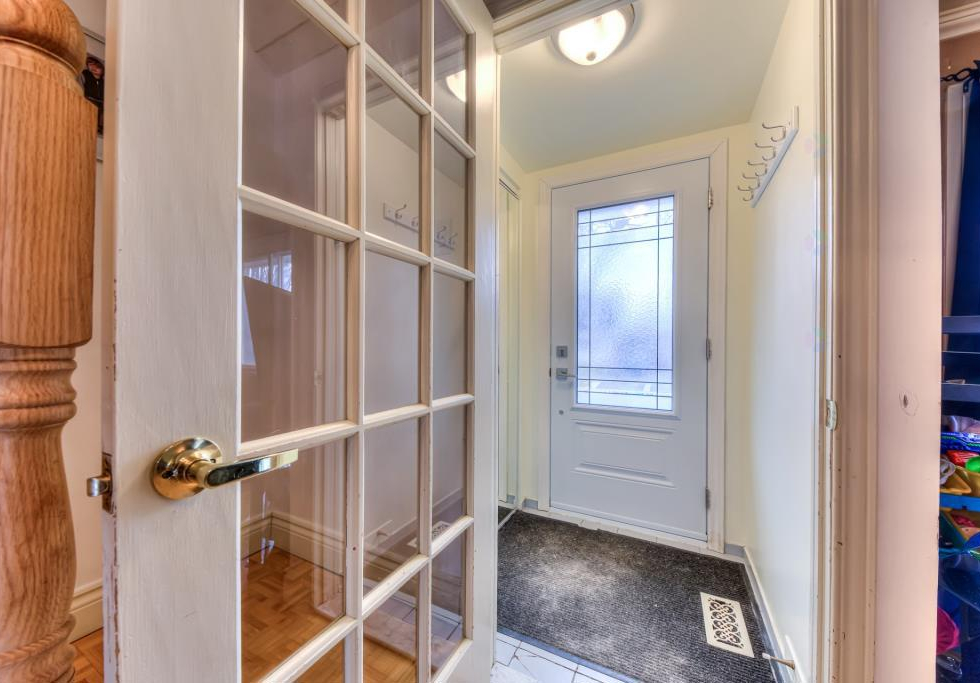 5325, Rue Bernier, Longueuil (Saint-Hubert)