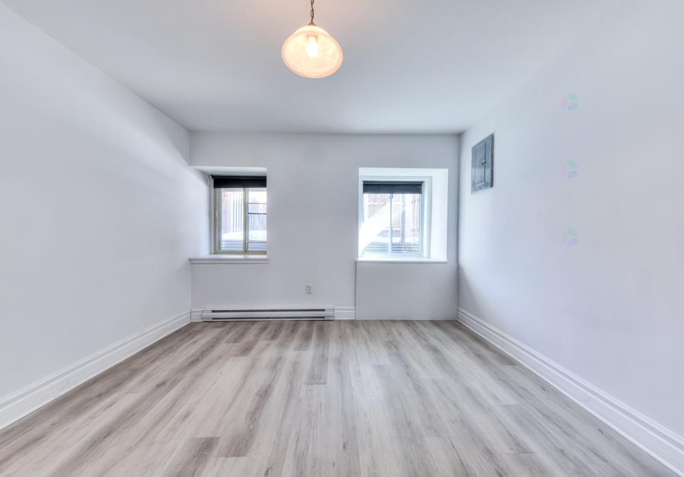 1564, boulevard Gouin Ouest, Montréal