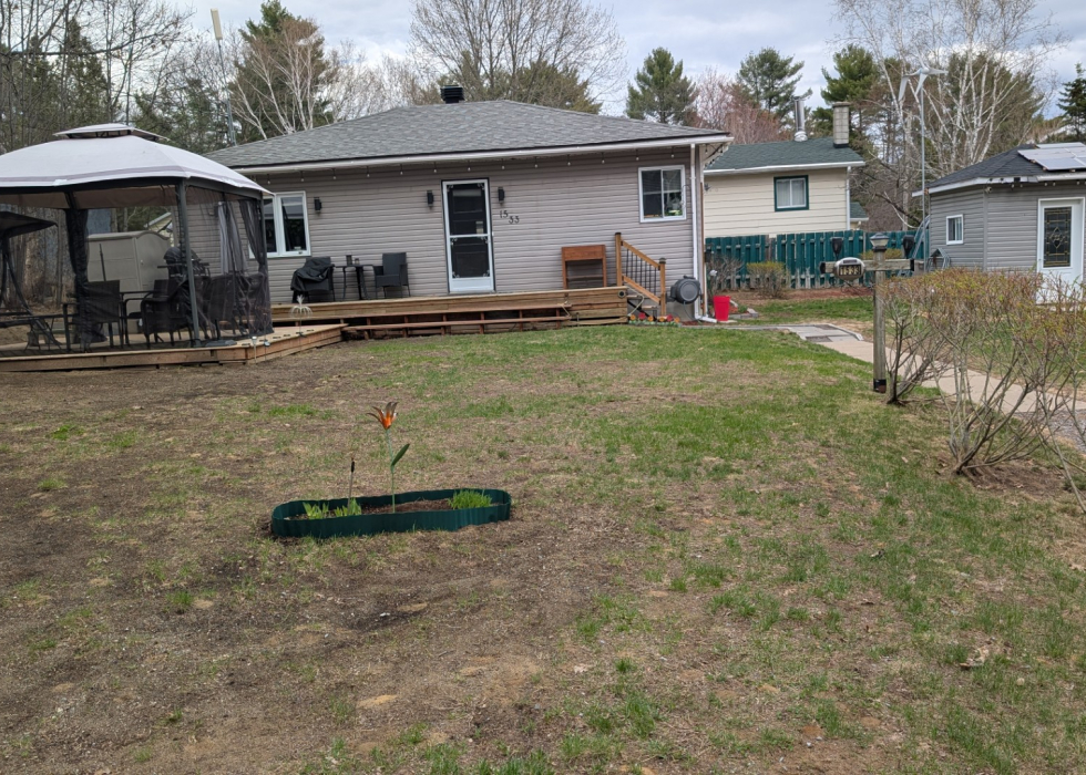 1533, 1re avenue du Lac-Lemenn, Sainte-Julienne